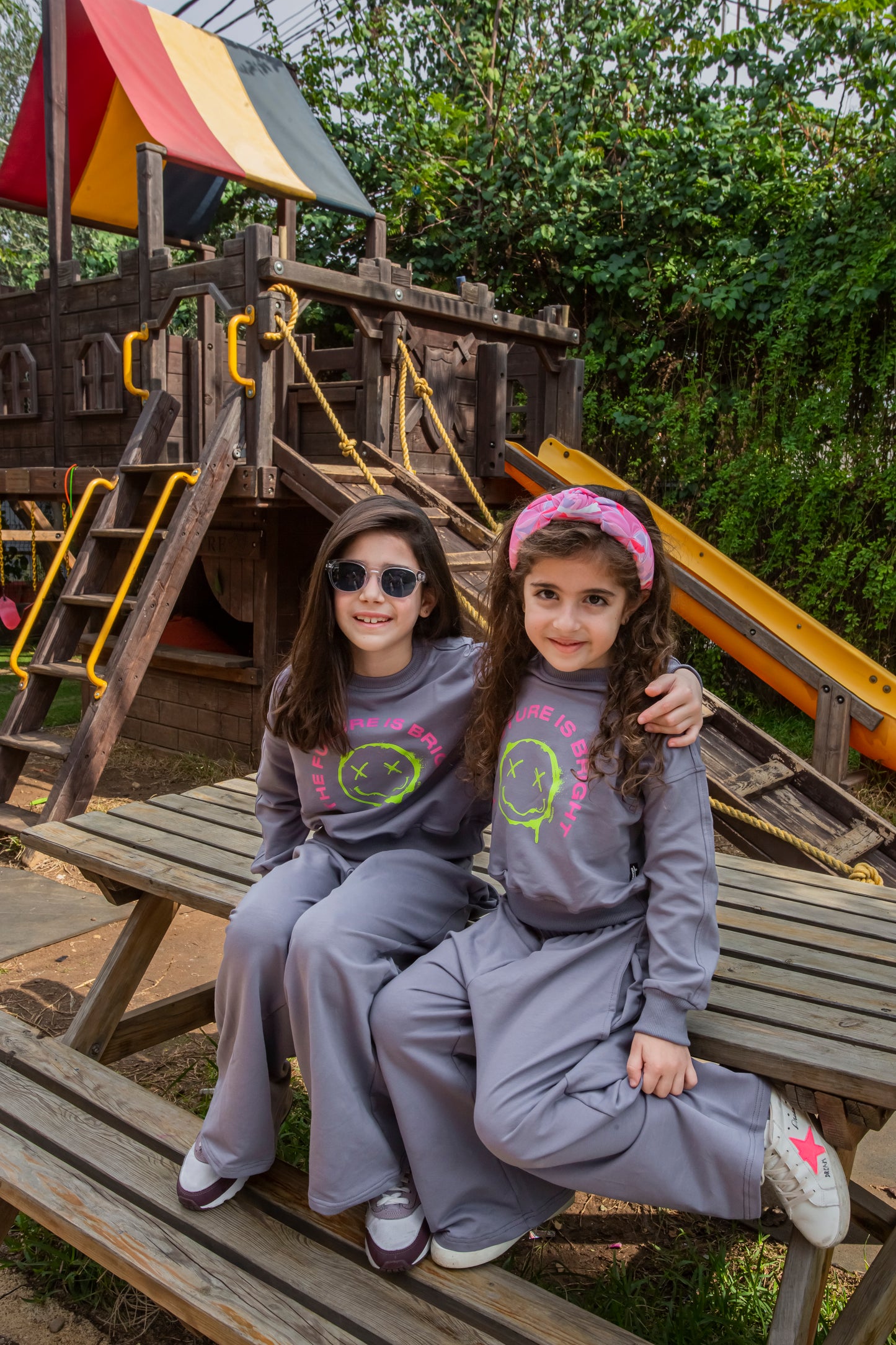 Girl Set - The Future is Bright